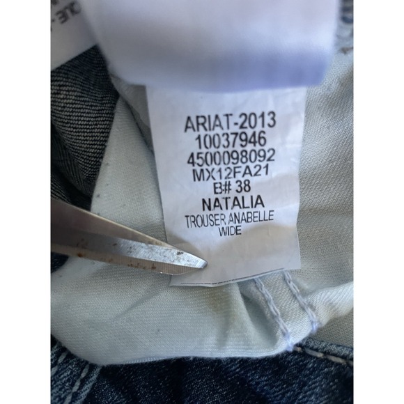 Ariat Demin Women's Perfect Rise 31R Trouser Jeans Natalia 32x33 Wide Raw Hem - Picture 6 of 7